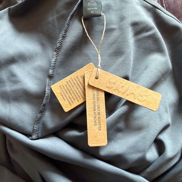 SKIMS SWIM SARONG SKIRT Gray Gunmetal Size 3X SW-SKT-0174 NWT Maxi - Picture 3 of 4